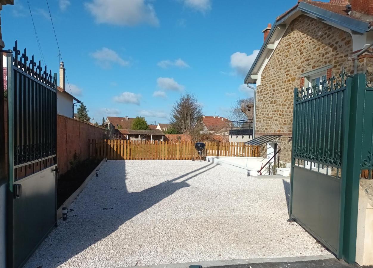 Calme Absolu, Terrasse Et Parking Entre Paris Et Disney Vaires-sur-Marne Εξωτερικό φωτογραφία